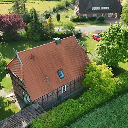 Fachwerk-ferienhaus, Ruhe Auf Dem Land, Haustiere Willkommen, Leihfahrraeder, 24-7 Check In