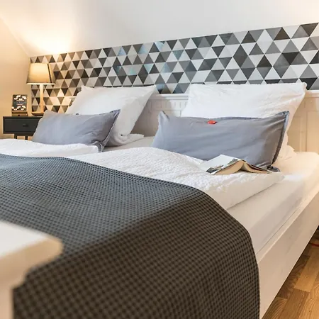 Fachwerk-ferienhaus, Ruhe Auf Dem Land, Haustiere Willkommen, Leihfahrraeder, 24-7 Check In