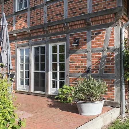 Fachwerk-ferienhaus, Ruhe Auf Dem Land, Haustiere Willkommen, Leihfahrraeder, 24-7 Check In Vakantiehuis *