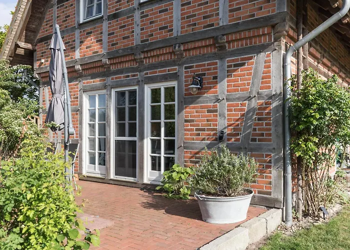 Fachwerk-ferienhaus, Ruhe Auf Dem Land, Haustiere Willkommen, Leihfahrraeder, 24-7 Check In 度假居 *
